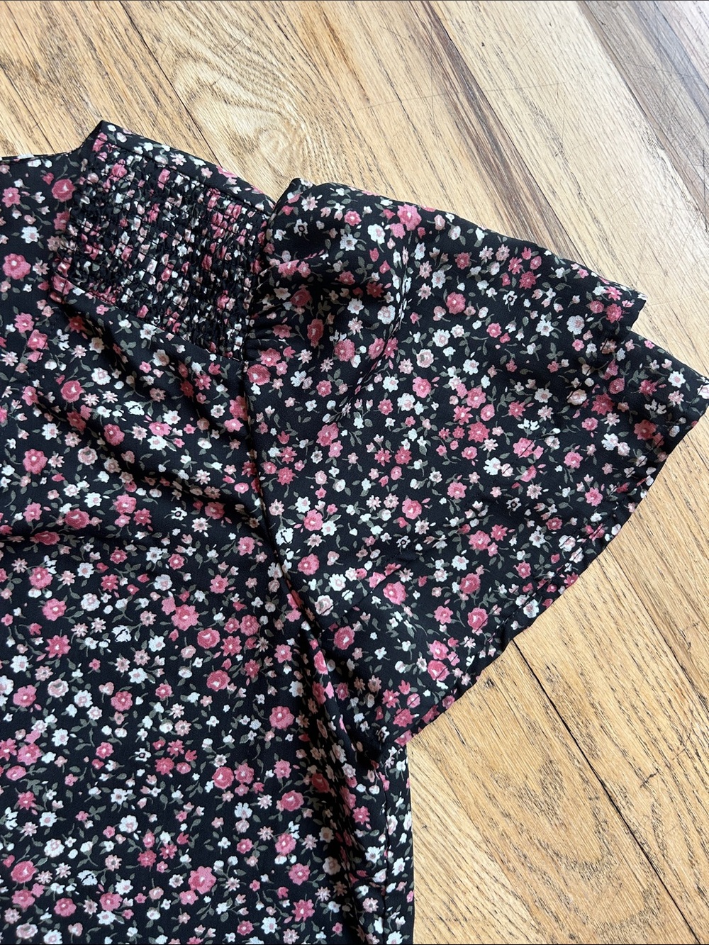 🌸3 FOR $20🌸 
 Pleione Black Floral Ruffle Sleeve Blouse with Pink & White Print - Picture 6 of 10